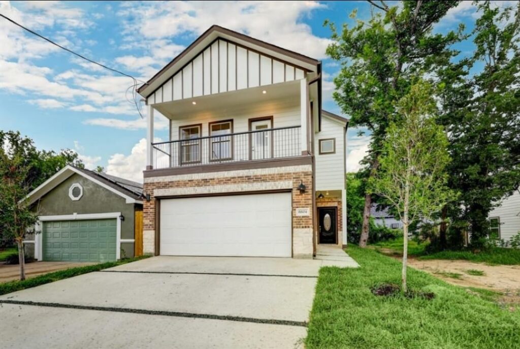 6604 Radcliffe Street  Houston Texas 77090